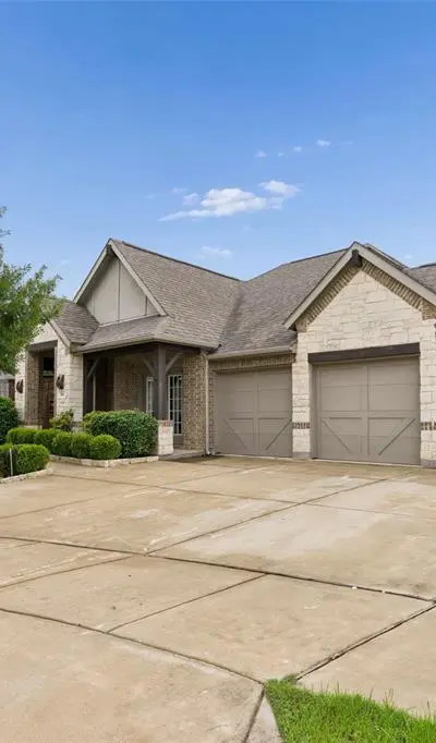 704 Water Garden Circle, Little Elm TX 75068