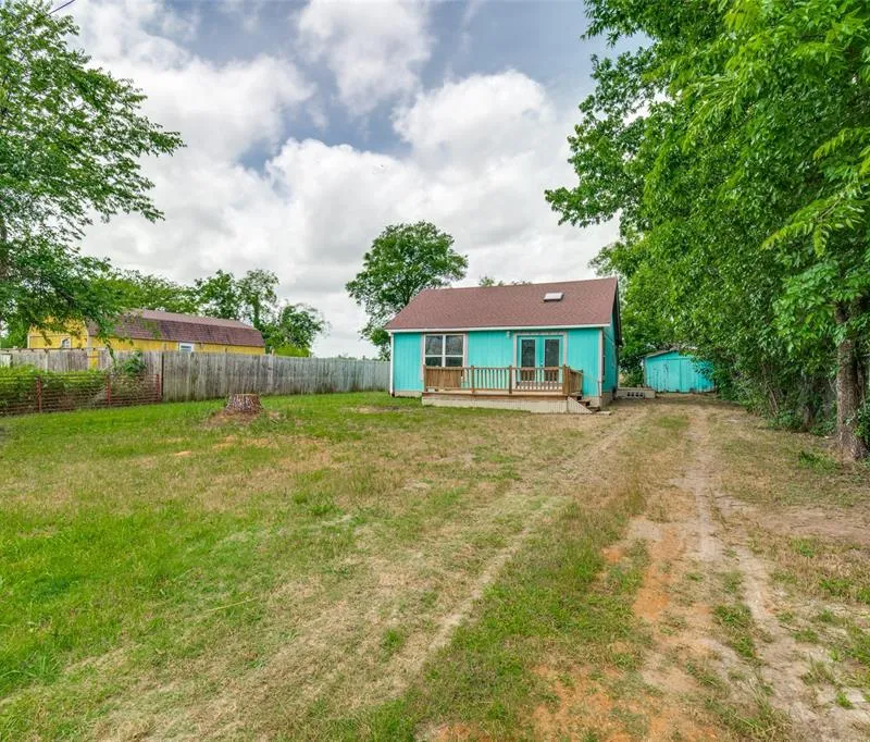 19486 Valentine, Kemp TX 75143