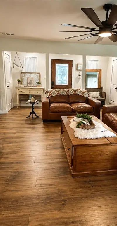 815 S 4th Street, Crandall TX 75114 - Photo 2