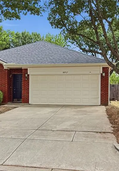 10517 Fossil Hill Drive, Fort Worth TX 76131