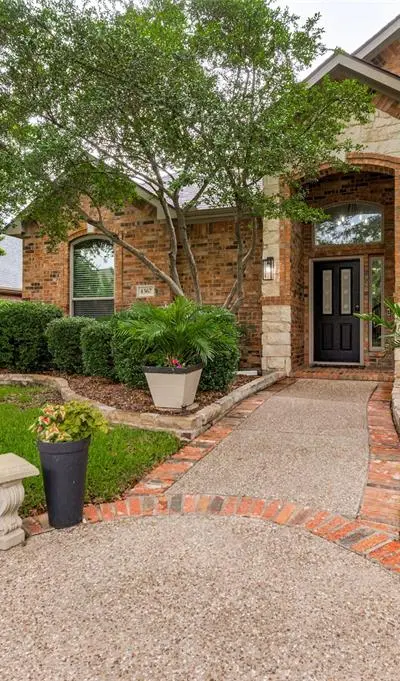 4567 Risinghill Drive, Plano TX 75024 - Photo 2