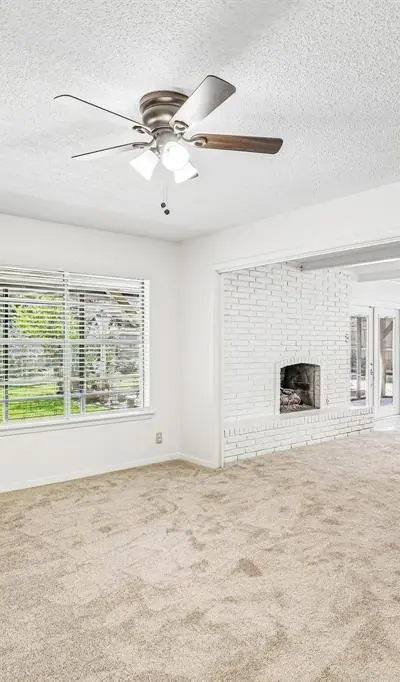 6313 Whitman Avenue, Fort Worth TX 76133 - Photo 3