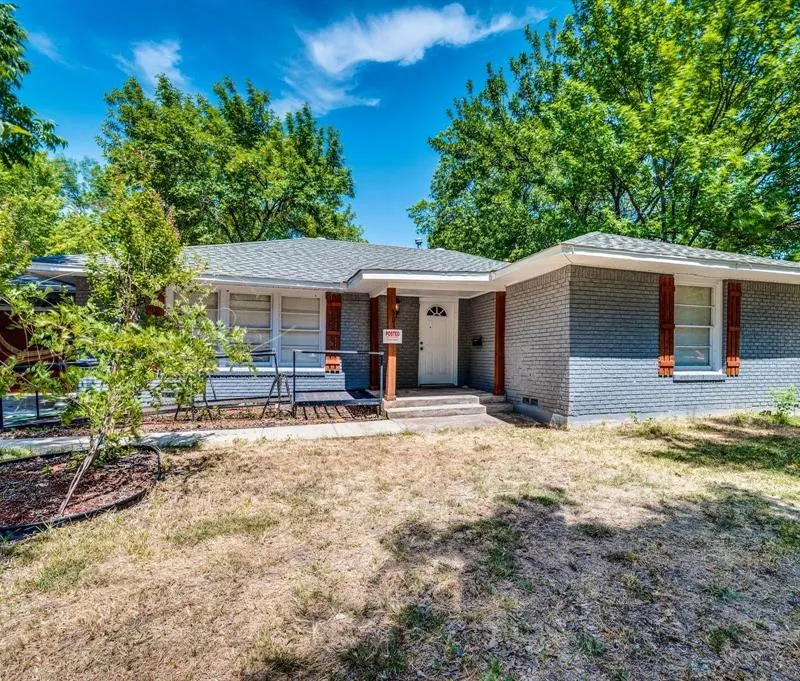 504 John Arden Drive, Waxahachie TX 75165