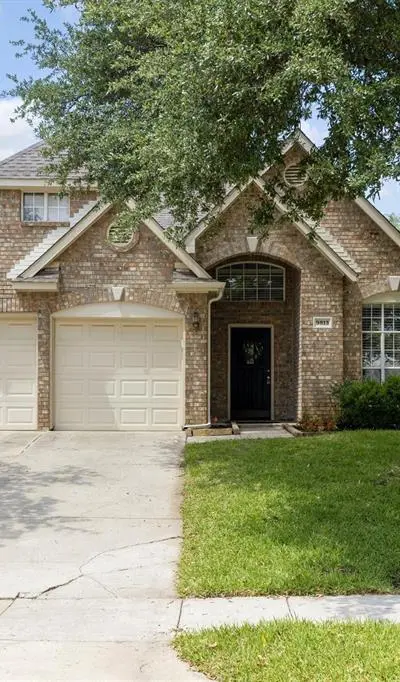 9813 Cliffside Drive, Irving TX 75063