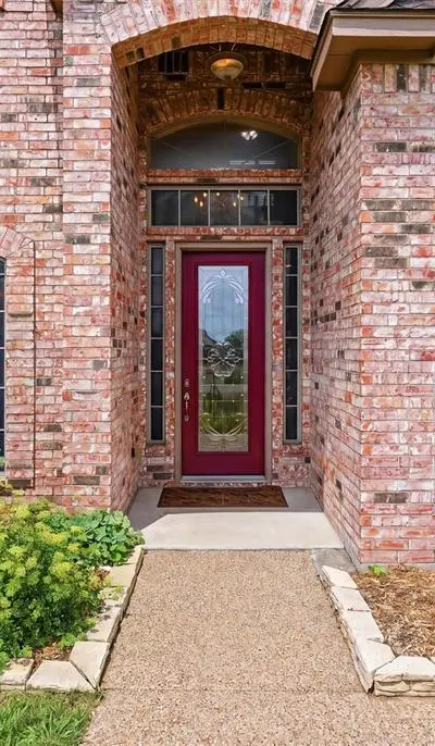 1013 Telford Trail, Crowley TX 76036 - Photo 4