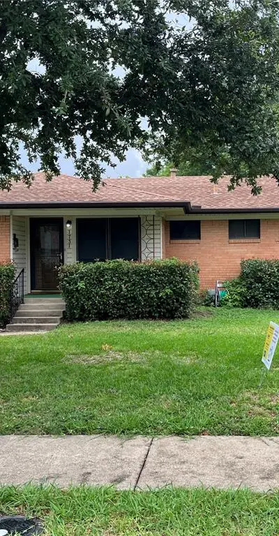 1731 Buena Vista Street, Mesquite TX 75149