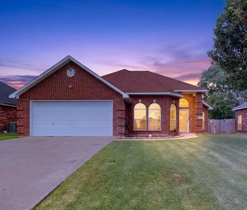 502 Judy Lane, Seagoville TX 75159