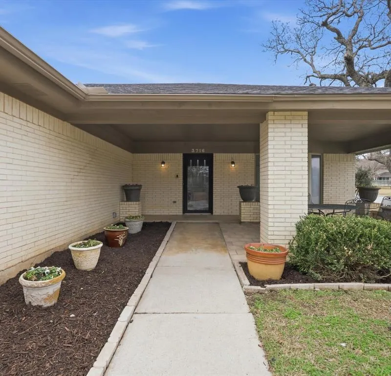 3716 Sweetbriar Lane, Colleyville TX 76034