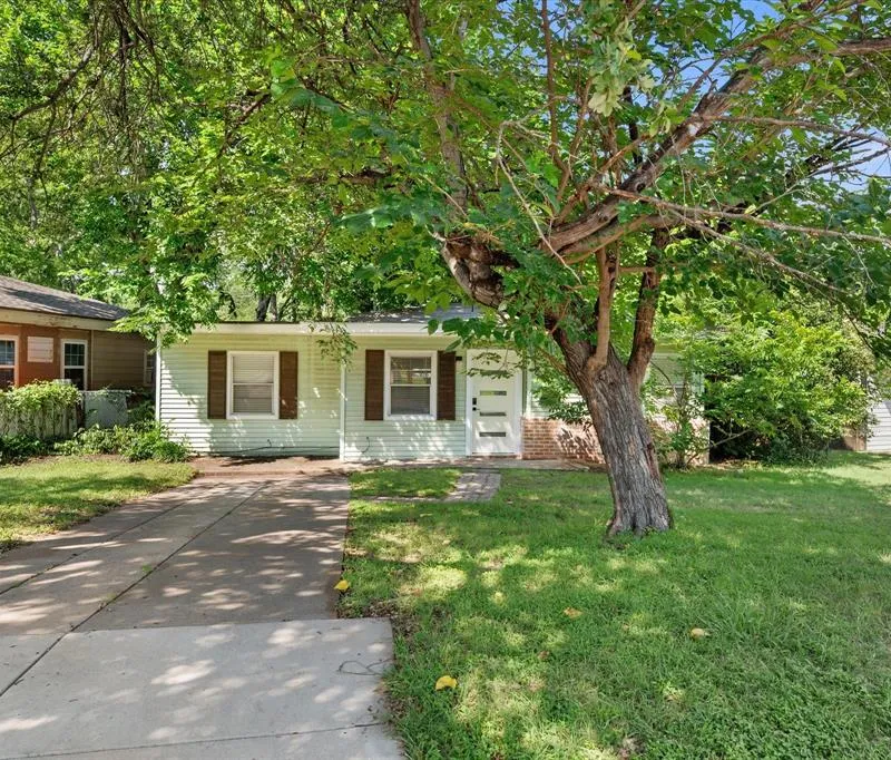 3413 Western Avenue, Fort Worth TX 76107