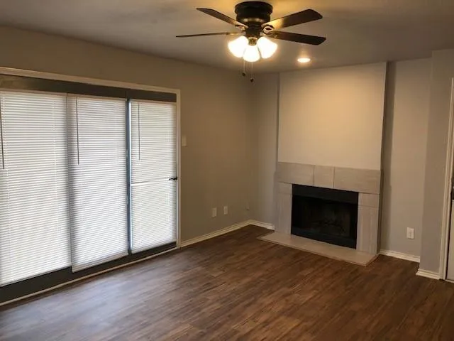 1501 E Interstate 30 # 320, Garland TX 75043