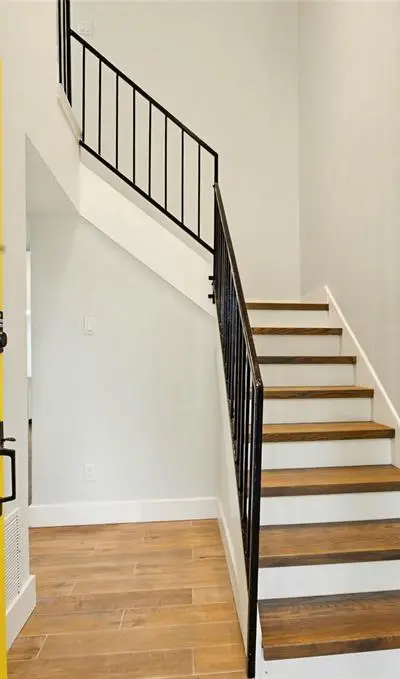 1860 Amber Lane, Carrollton TX 75007 - Photo 2