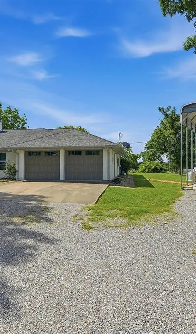 4102 E US Highway 82 Highway, Dodd City TX 75438 - Photo 4