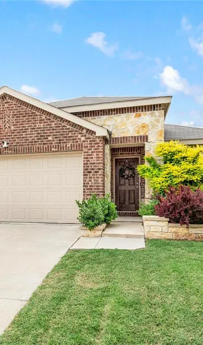 945 Shire Avenue, Haslet TX 76052