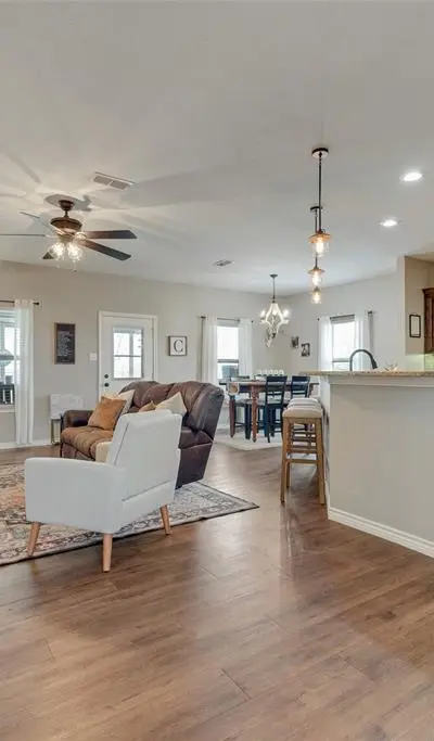 120 Horseshoe Lake Drive, Edgewood TX 75117 - Photo 5