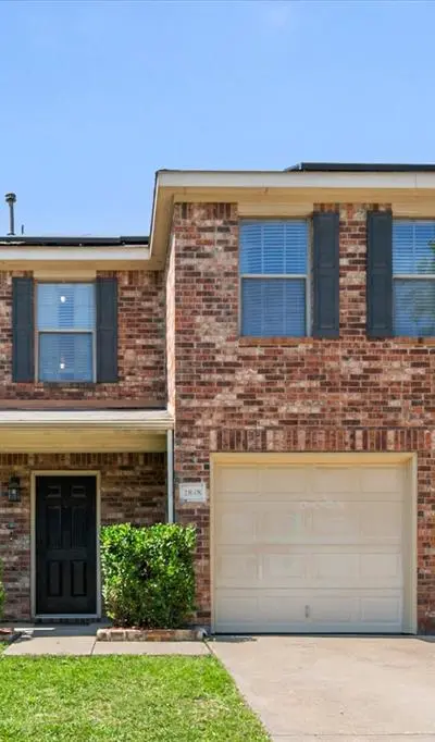 2848 Grandview Drive, Grand Prairie TX 75052