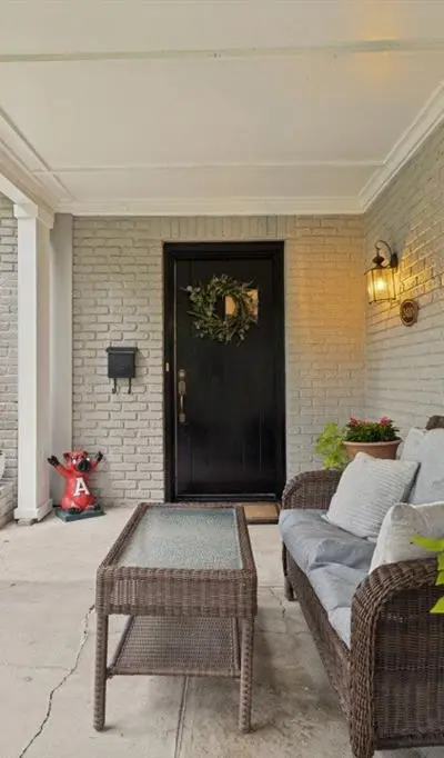 2410 Auburn Avenue, Dallas TX 75214 - Photo 3