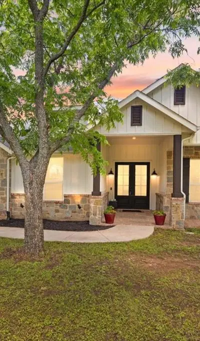 7773 Berry Road, Burleson TX 76028