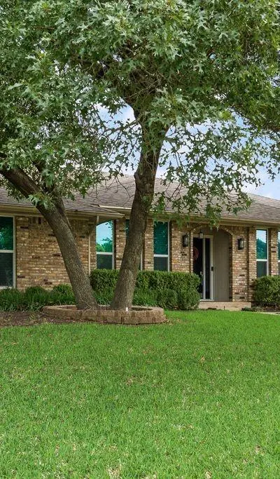1606 Beaver Creek Drive, Duncanville TX 75137