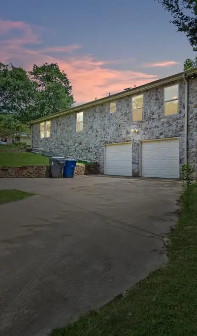 1303 Arizona Avenue, Dallas TX 75216 - Photo 3