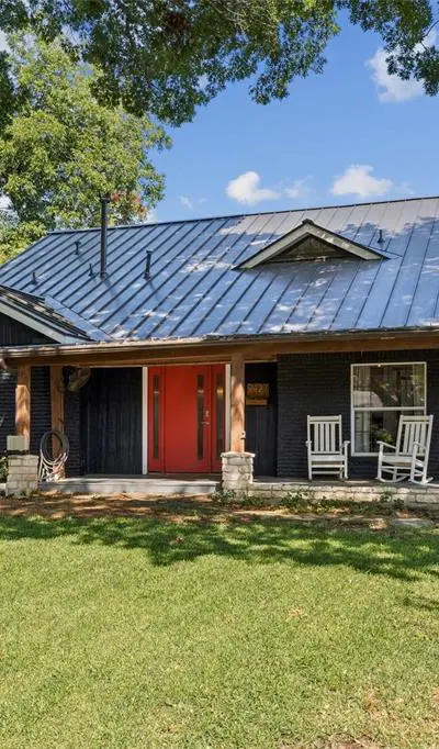 9427 Hobart Street, Dallas TX 75218 - Photo 2