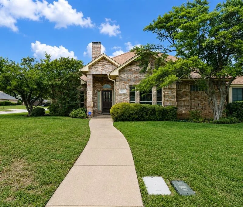 1341 Nettleton Drive, DeSoto TX 75115
