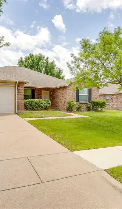 1313 Lauren Drive, Burleson TX 76028 - Photo 3