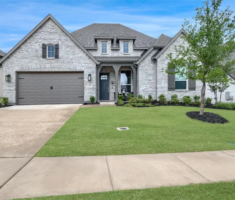 610 Lavender Drive, Van Alstyne TX 75495