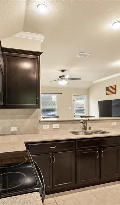 5101 Bluewater Drive, Frisco TX 75036 - Photo 3