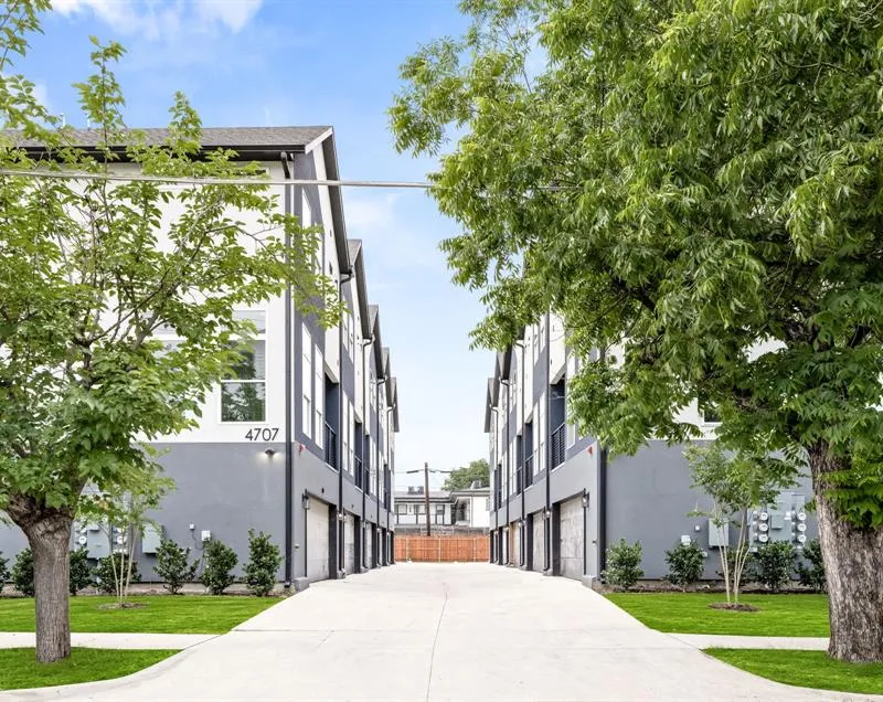 4709 Virginia Avenue # 4, Dallas TX 75204