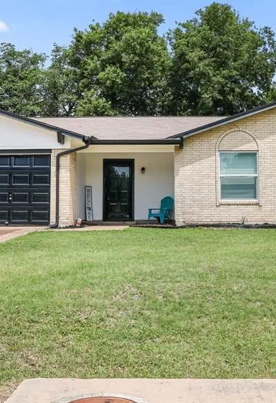 6441 Carousel Drive, Watauga TX 76148