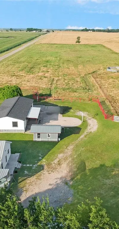 455 Hughes Cemetery Road, Italy TX 76651