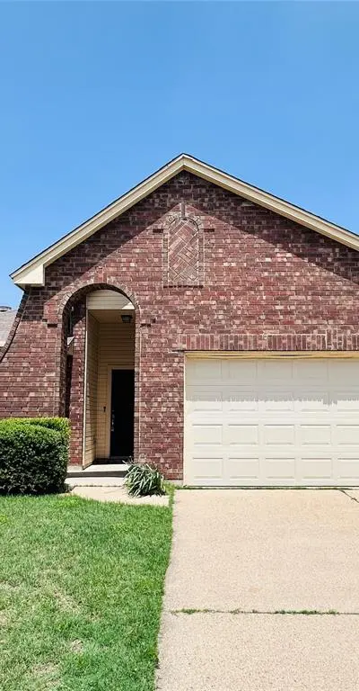 8541 Mystic Trail, Fort Worth TX 76118