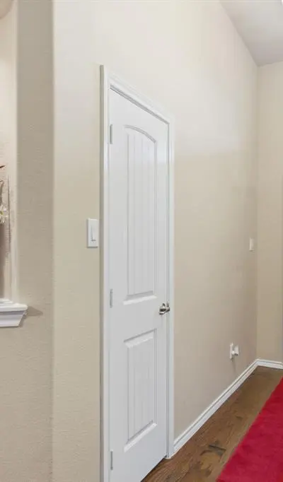 5805 Glenwood Drive, Denton TX 76208 - Photo 5