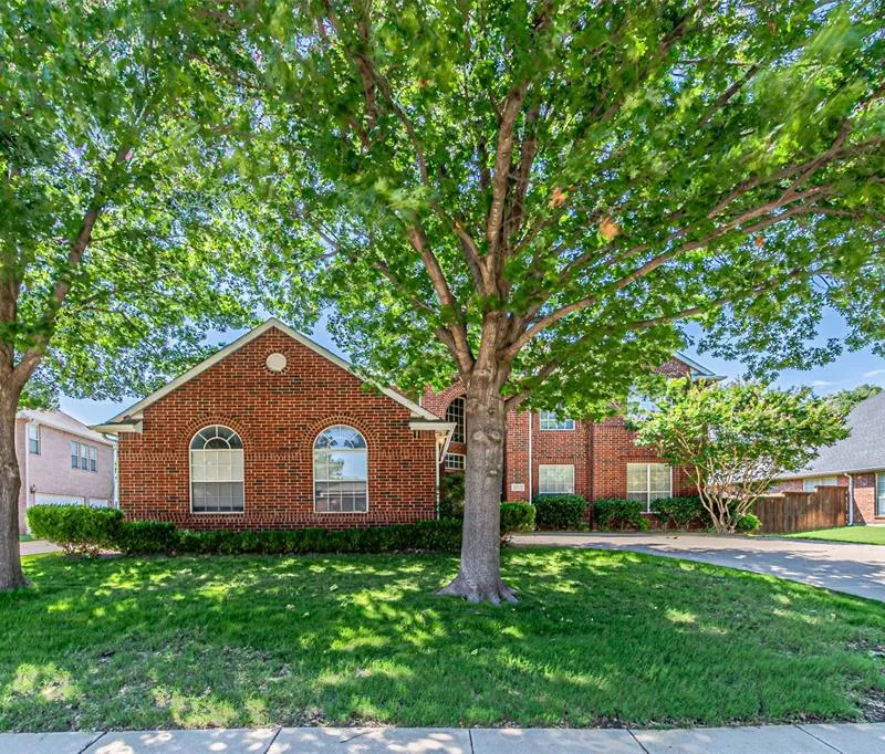 1913 Blue Ridge Drive, Flower Mound TX 75028