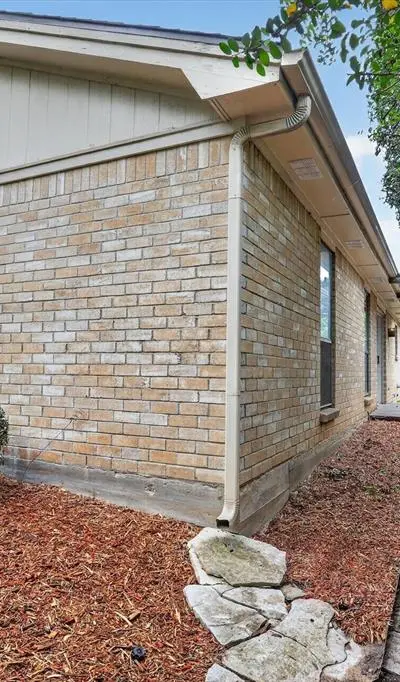 4083 Hidden View Circle, Fort Worth TX 76109 - Photo 4