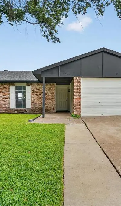5348 Strickland Avenue, The Colony TX 75056