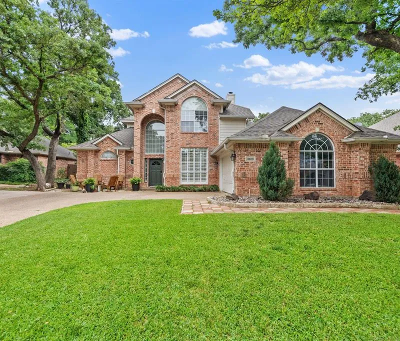 3408 Blue Forest Drive, Arlington TX 76001
