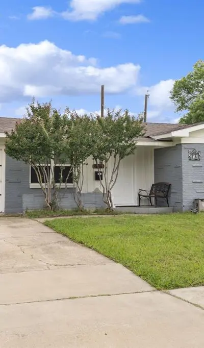 517 Hardy Drive, Garland TX 75041 - Photo 2