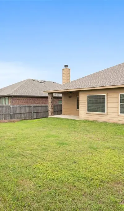 4016 Lazy River Ranch Road, Fort Worth TX 76262 - Photo 2