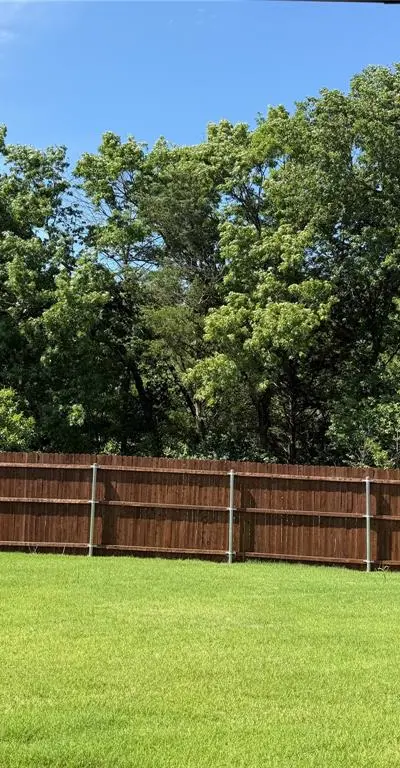 8381 ROCKHOPPER Lane, Garland TX 75043 - Photo 3