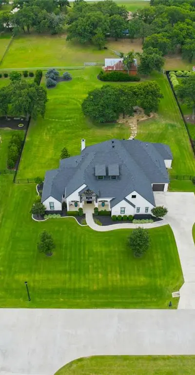 7705 High Trail, Flower Mound TX 75022 - Photo 2