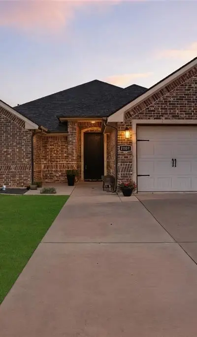 5007 Terlingua Drive, Granbury TX 76048 - Photo 2