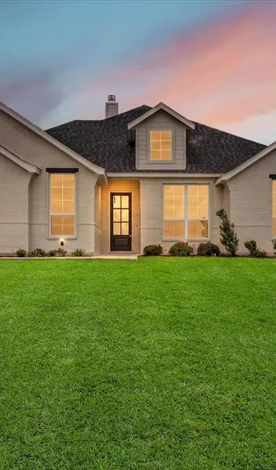 317 Skeen Peak, Springtown TX 76082