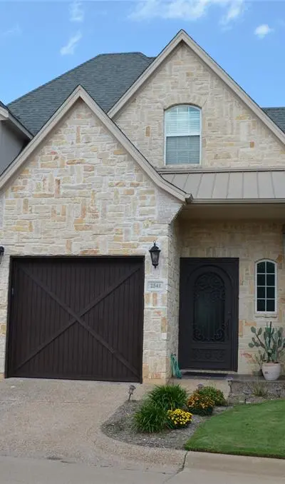 2541 Vineyard Drive, Granbury TX 76048 - Photo 4