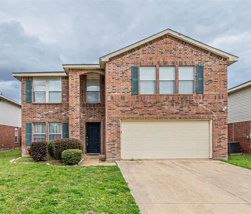 3016 Cesareo Drive, Grand Prairie TX 75052