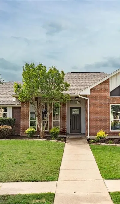 1902 Lansdown Drive, Carrollton TX 75010