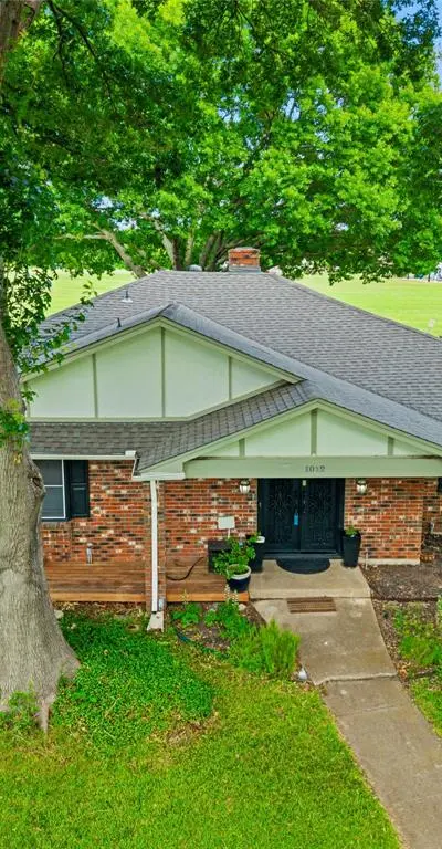 1012 Townsend Lane, DeSoto TX 75115