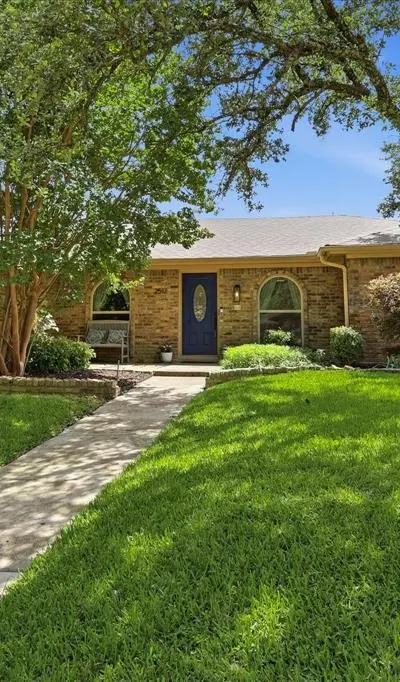 2512 Timbercreek Drive, Plano TX 75075 - Photo 2