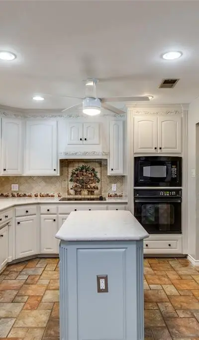 721 NW Ann Lois Lane, Burleson TX 76028 - Photo 5