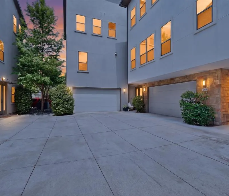 1717 Annex Avenue # 201, Dallas TX 75204